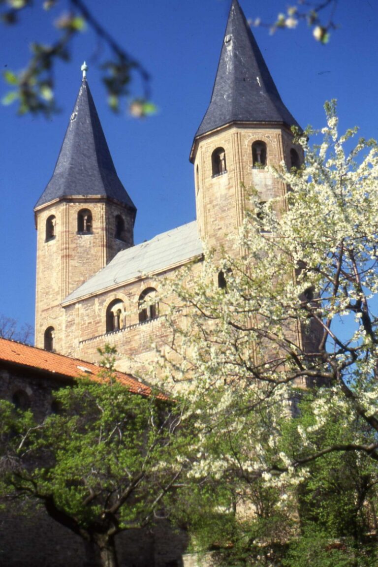 KLOSTERKIRCHE ST. VITUS - 1000 Orte Der Stille