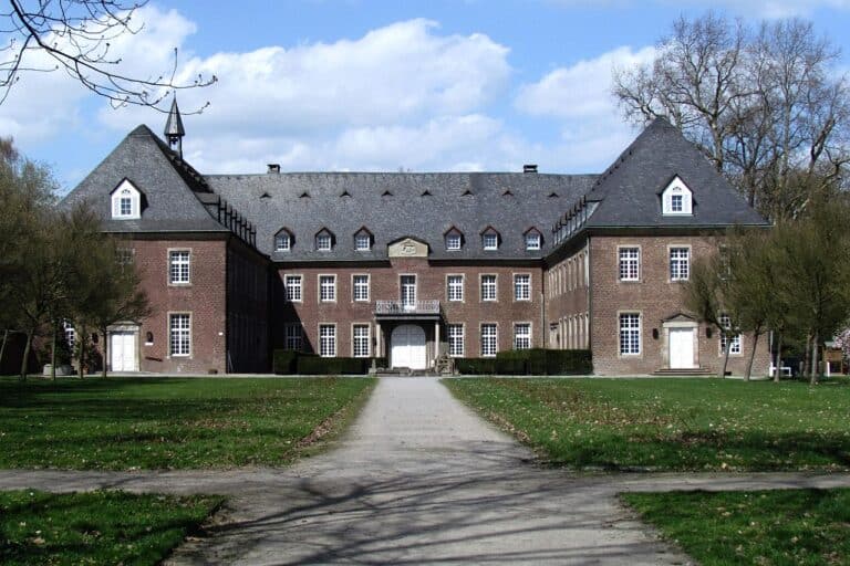 1280px 149 Kloster Langwaden Langwaden 768x512