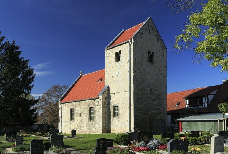 1280px J30 337 Kirche Weischuetz 768x520