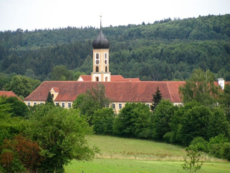 1280px Kloster Oberschoenenfeld 14 768x576