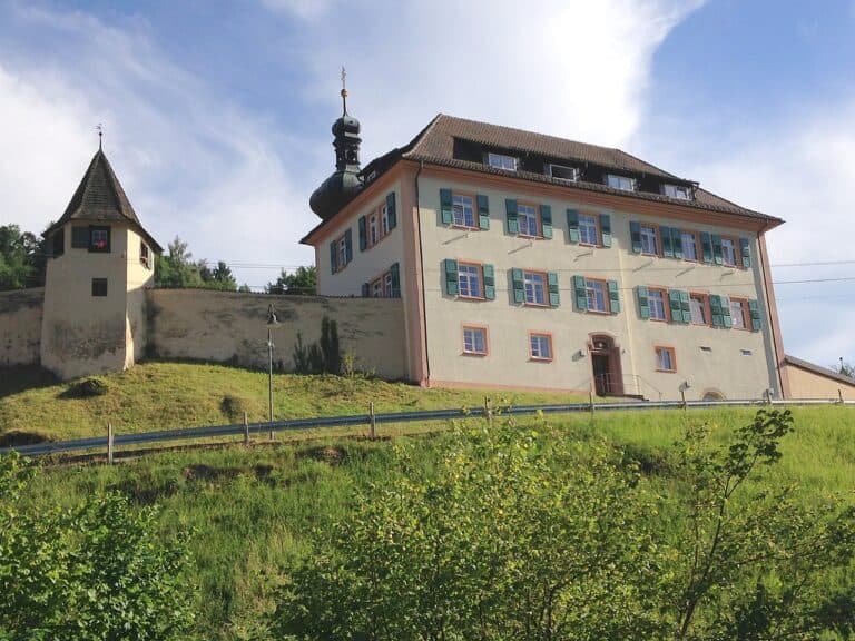 1280px St. Ulrich im Schwarzwald Bollschweil Niemcy   zabudowania dawnego klasztoru St. Ulrich 768x576