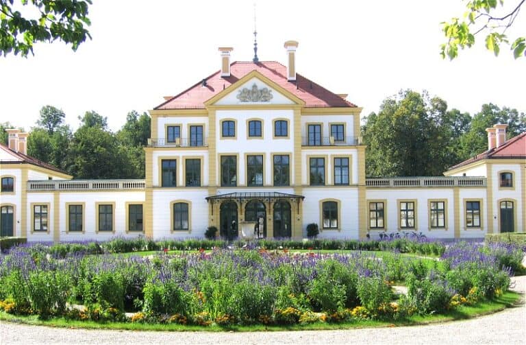 Schloss Fuerstenried Muenchen 1 768x503