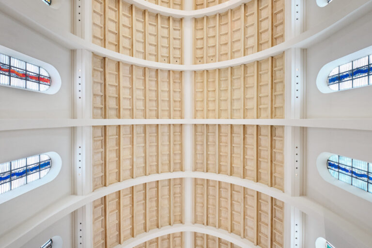 HH 200630 0370 768x512