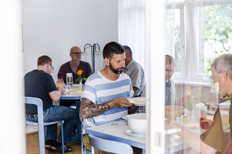 m Haus der Stille Speisezimmer 031 by Anna Siggelkow 768x512