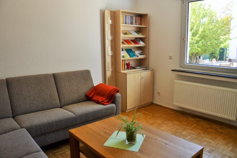 7 Wohnzimmer 768x511